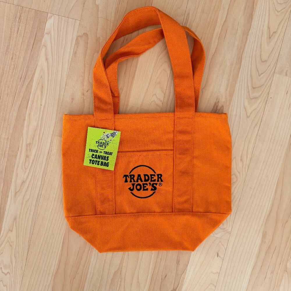 Trader Joe’s Mini Tote Totebags Bags Halloween. SET OF ALL FOUR! NEW WITH TAGS! - Picture 4 of 5